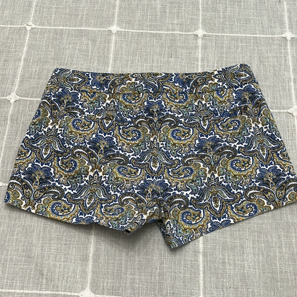 J CREW Paisley Print Women Shorts - Picture 2 of 3